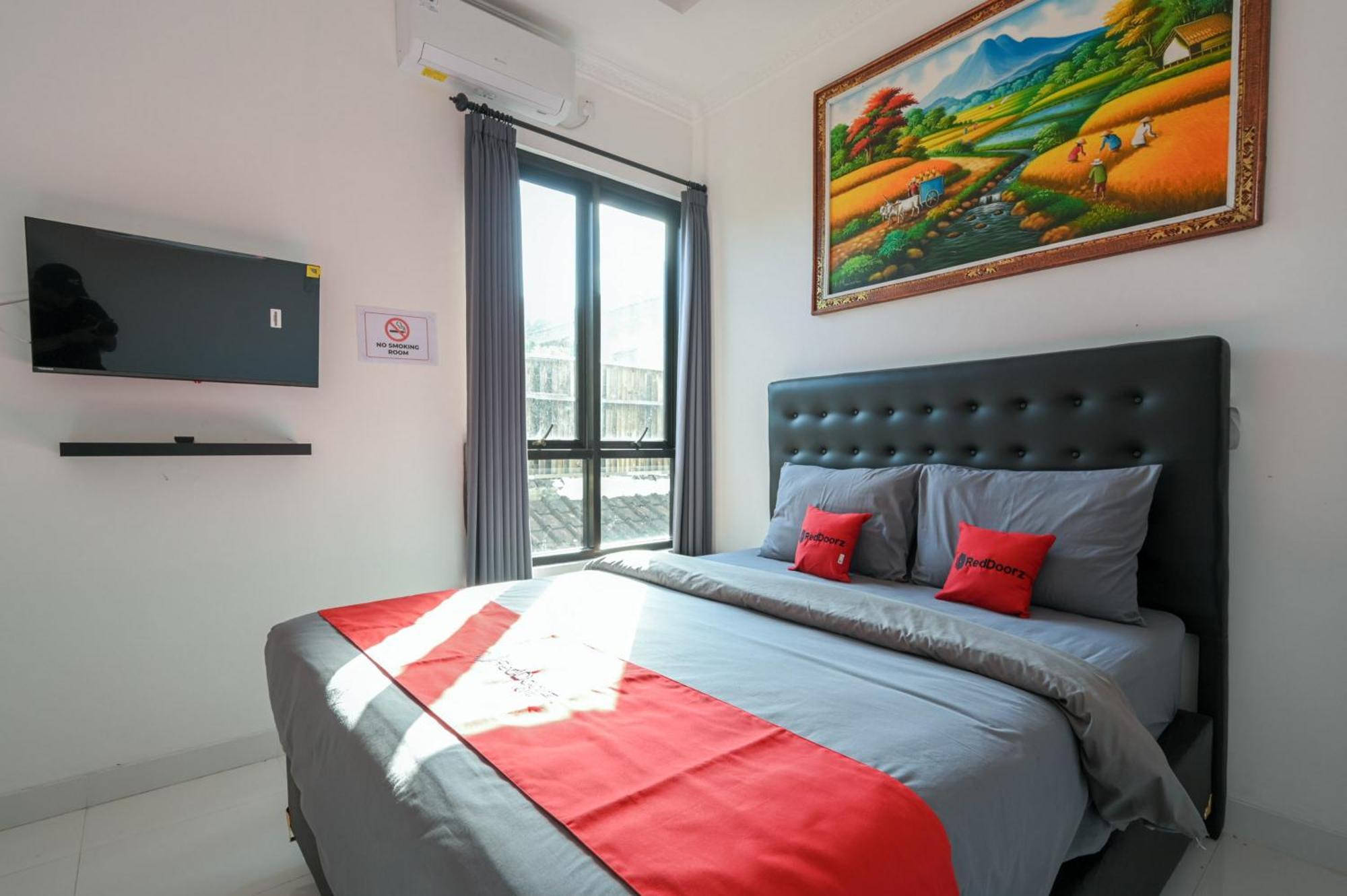 Reddoorz At Lotus House